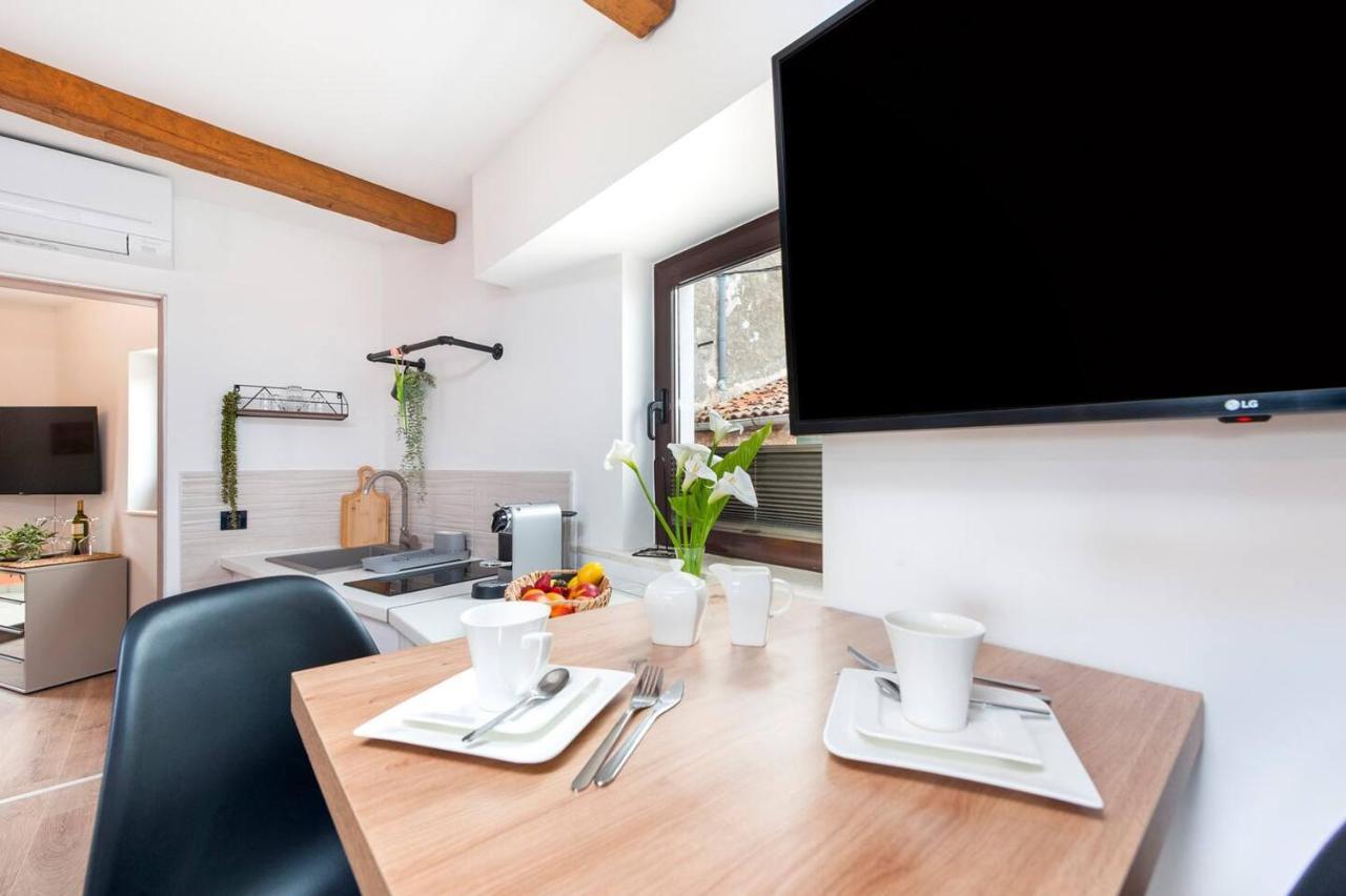 Appartement Kuca Melina à Rovinj Extérieur photo